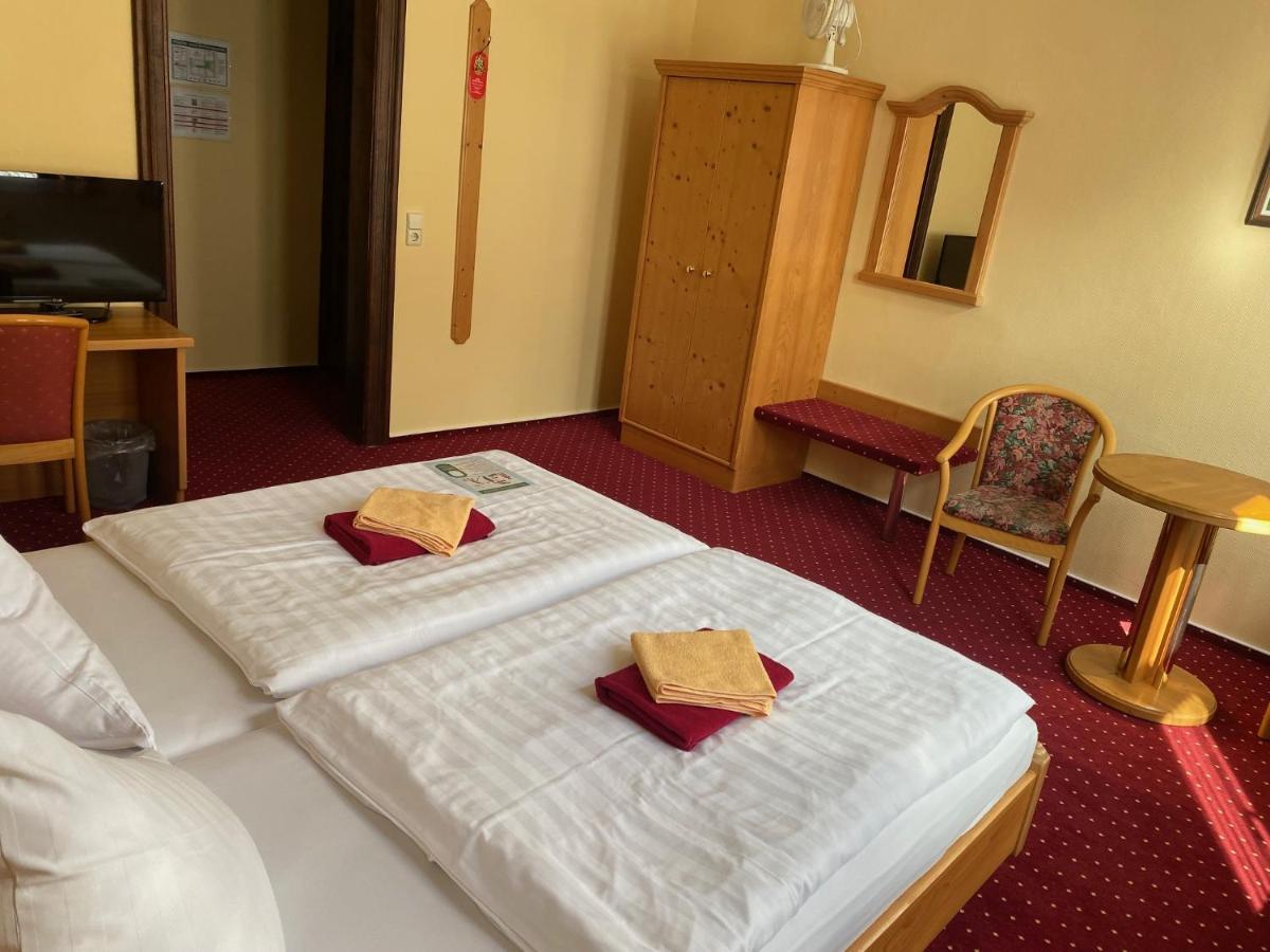 Hotel Garni Am Dippeplatz Quedlinburg Eksteriør billede